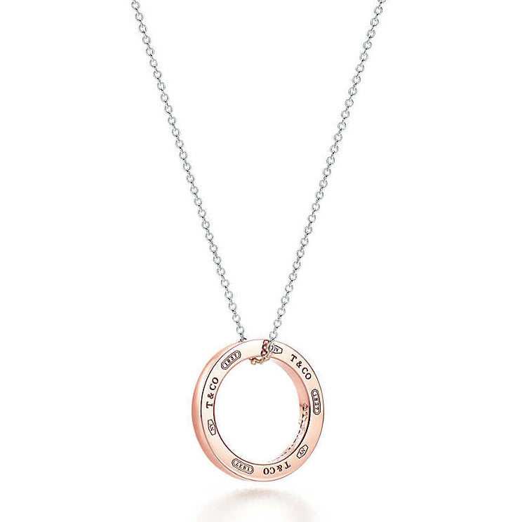 TIF47827926 light gold square ring pendant