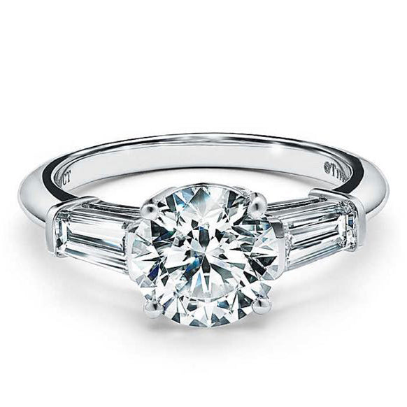 TIF69767 four-claw double shoulder side stone diamond ring 51#