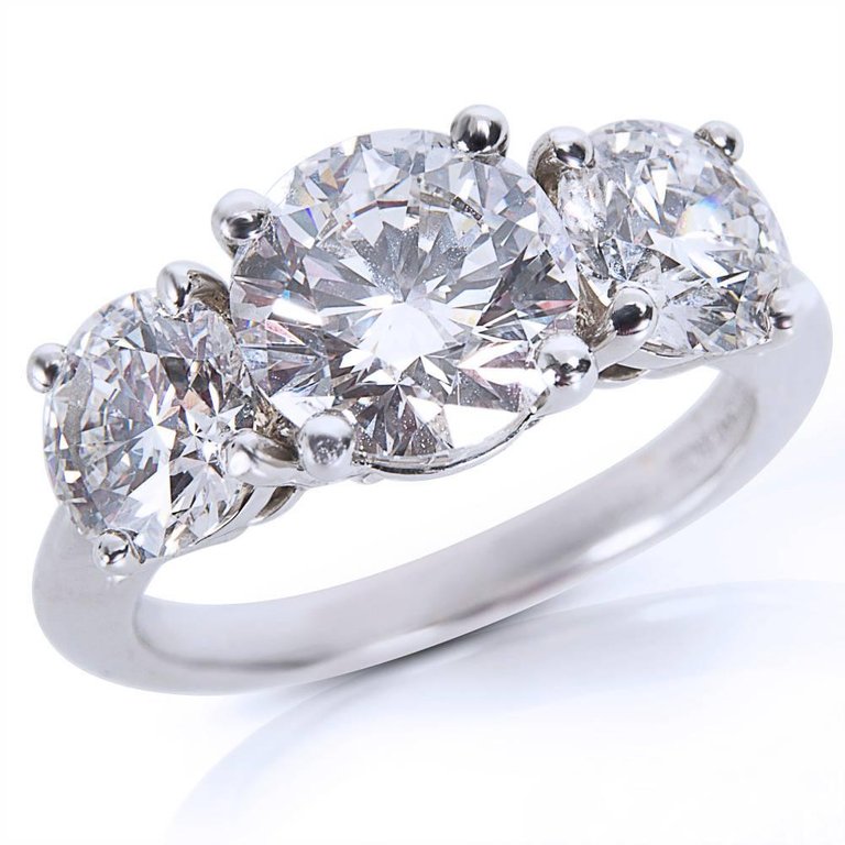 TIF12399637 Cross Four Claws Three Round Diamond Ring
