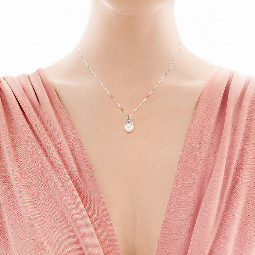 TIF40833593 Pearl pendant