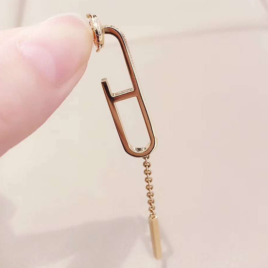 AiHshi-H118543B guest version side stone day stud earrings