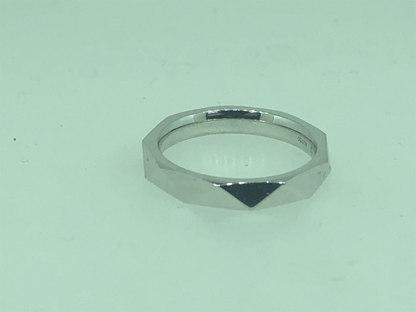 GLF-RGR444 triangular diamond surface
