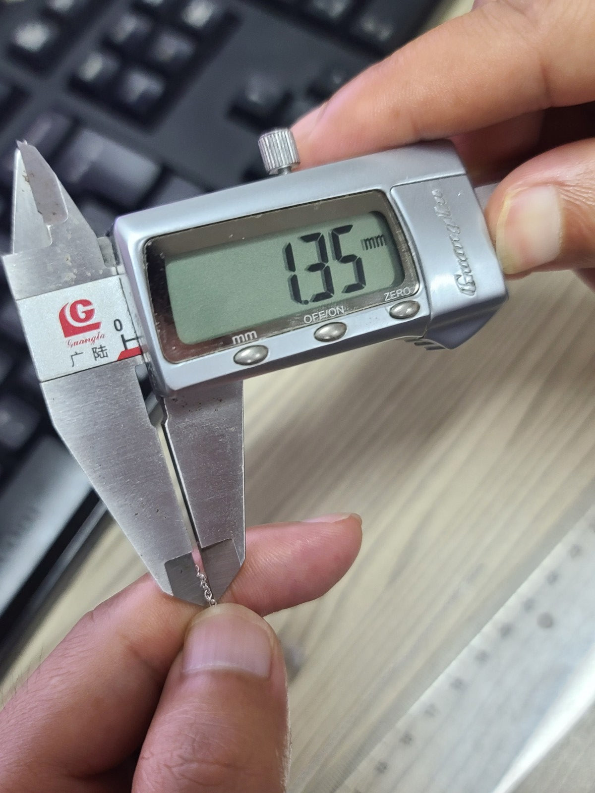 BJ-G33U0085三叶重叠花吊坠客版