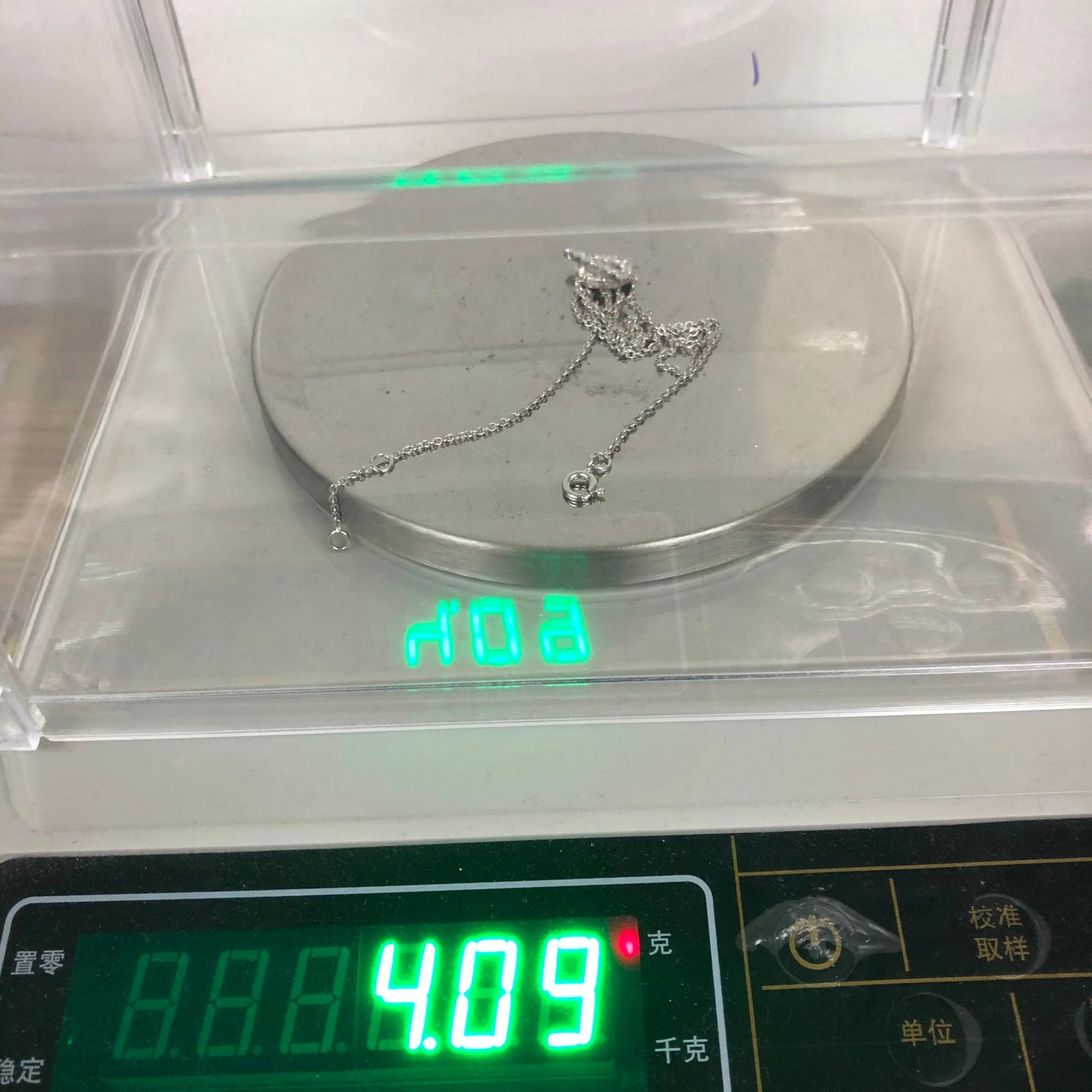 AiHshi-H301525B 19 diamond hospitality version diamond Q pendant