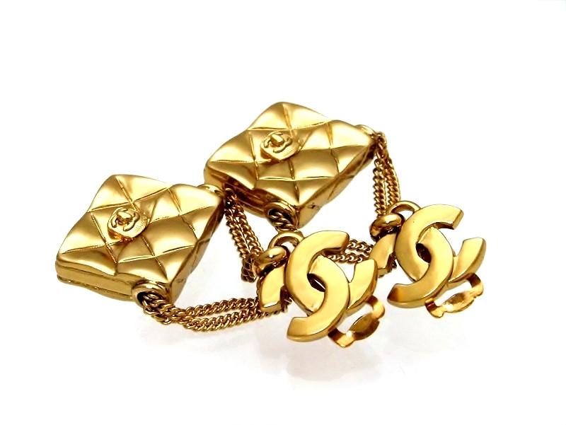 XNE-J617568 Double C bag earrings