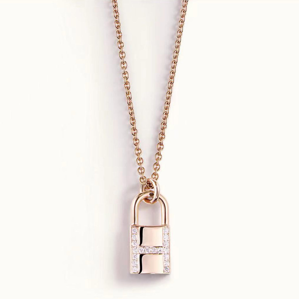 AiHshi-H346345B diamond lock pendant
