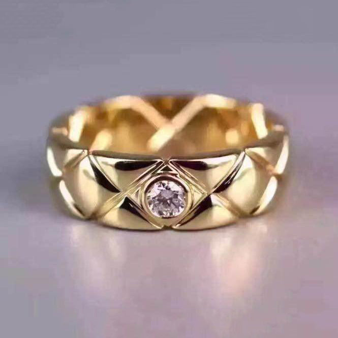 XNE-J10610 6.5mm bezel set solitaire diamond fork ring