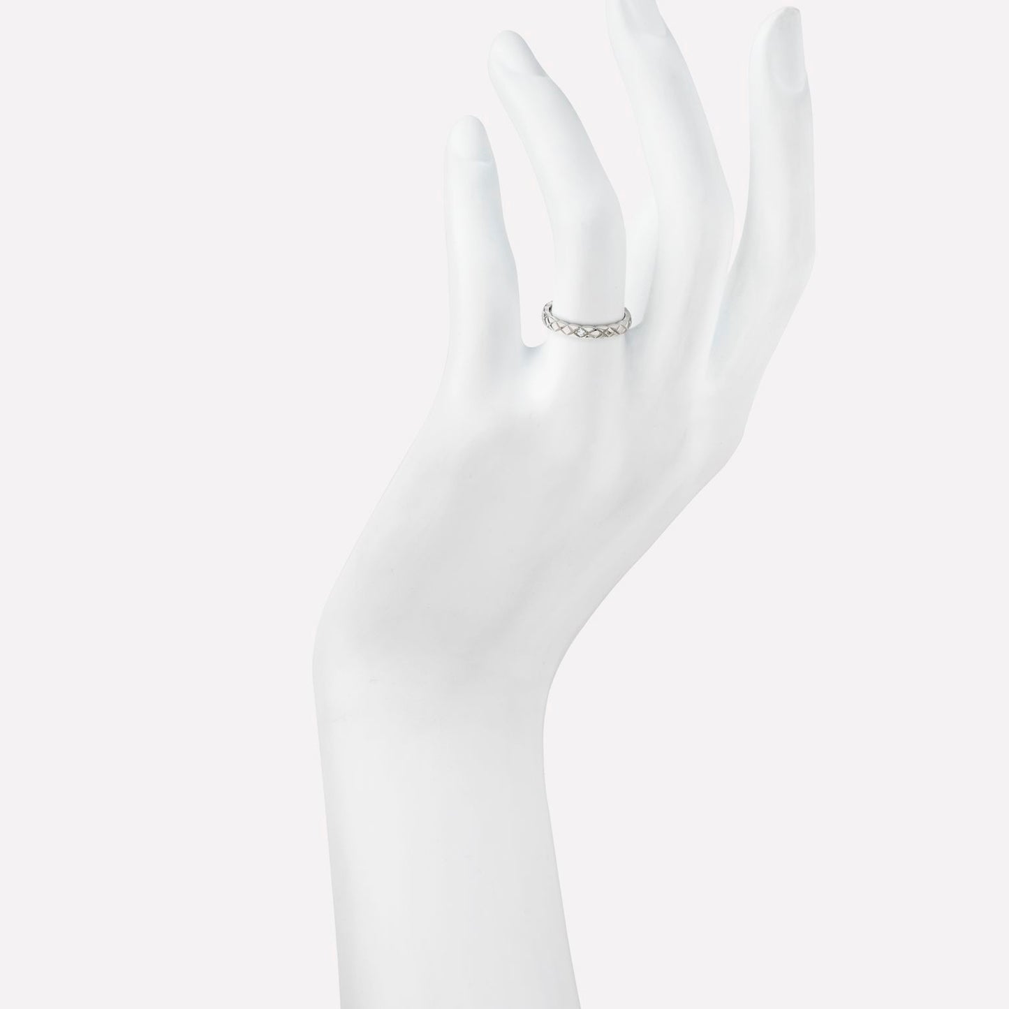 XNE-J23096 Crossed Single Diamond Ring