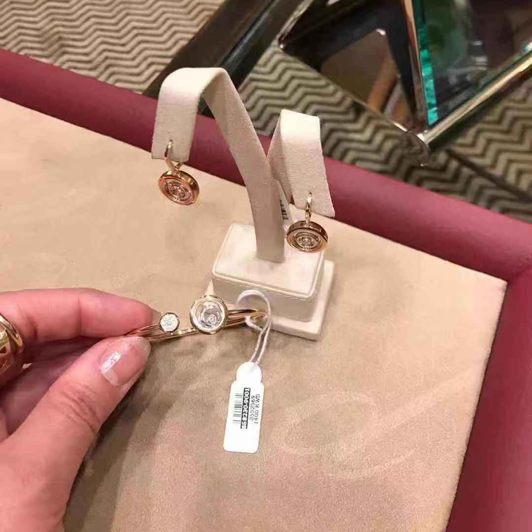 XB-838230-9001 glass hoop earrings