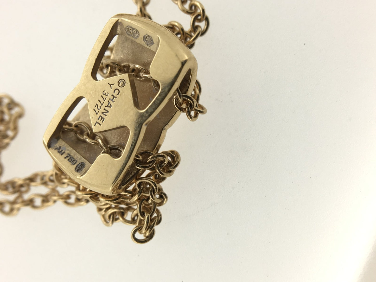 XNE-J11356 light gold fork pendant guest version