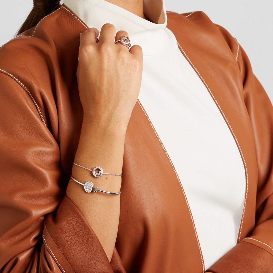 XB-857482-5900 Heart-shaped glass bucket open bracelet