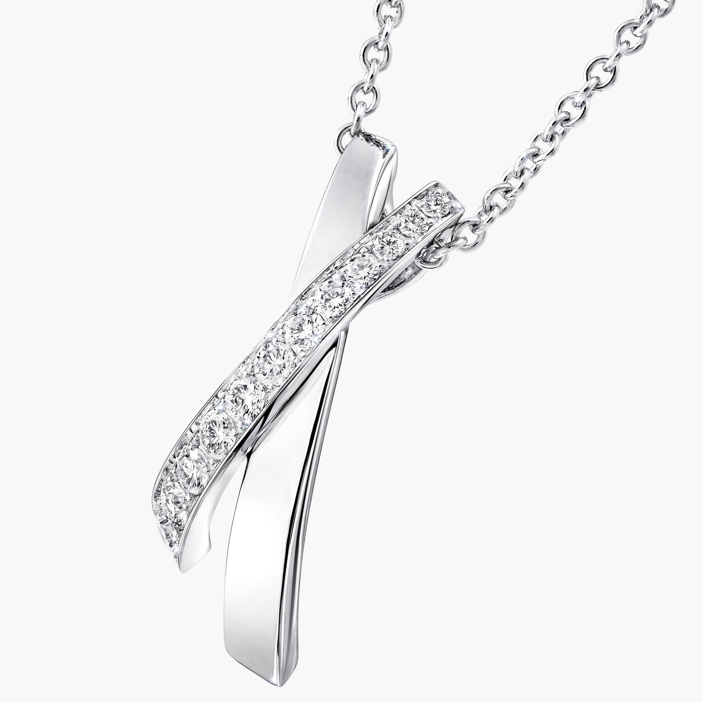 GLF-RGP670-X-shaped half diamond pendant