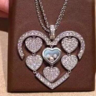 XB-797220-5003 Heart-shaped three-bag pendant
