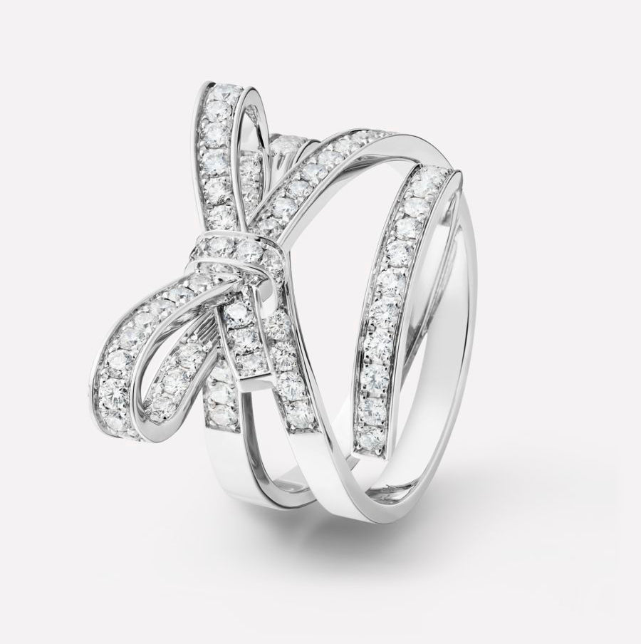 XNE-J11142 bow diamond ring