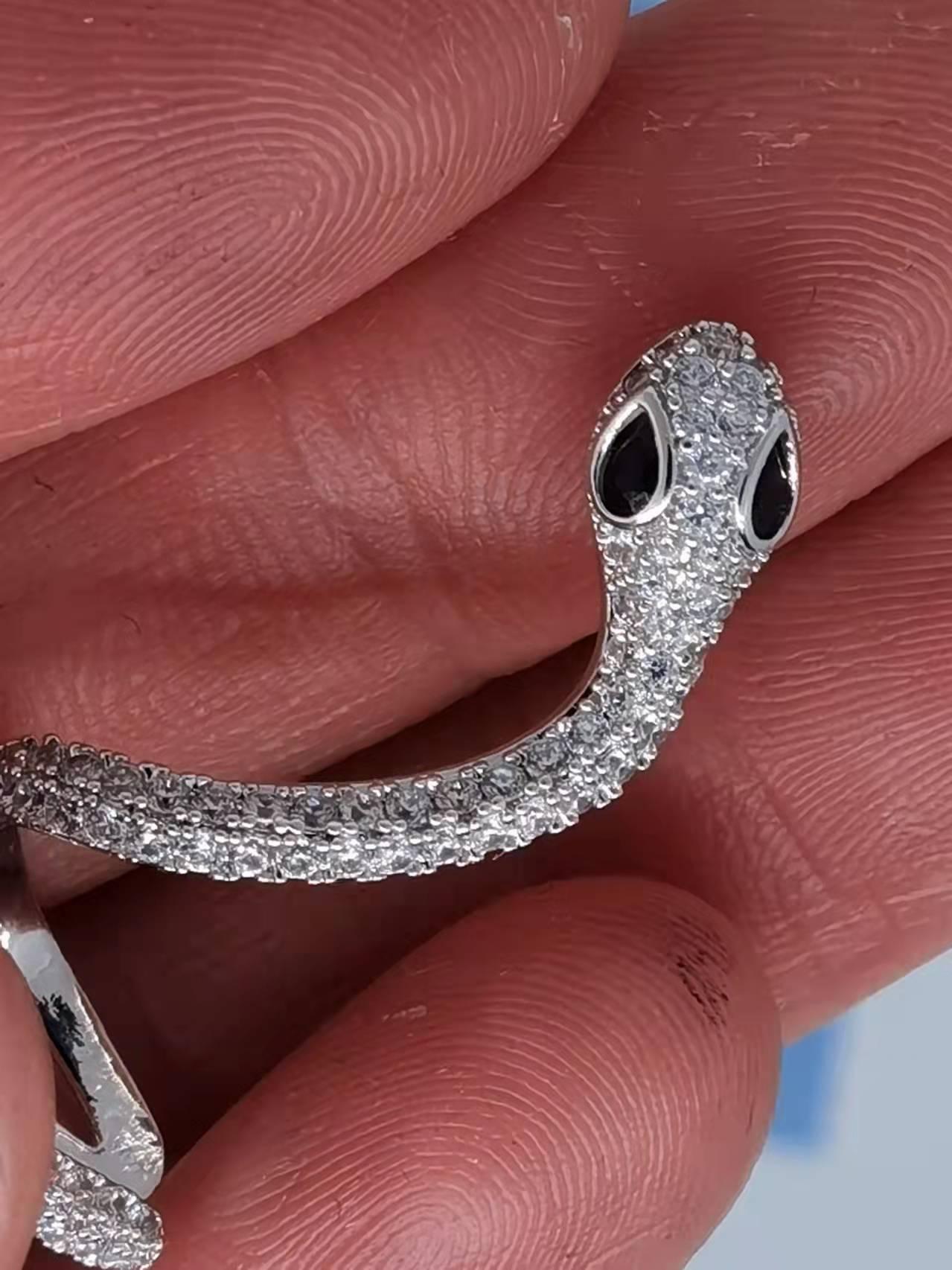 APM-8035646 snake earring ear cuff