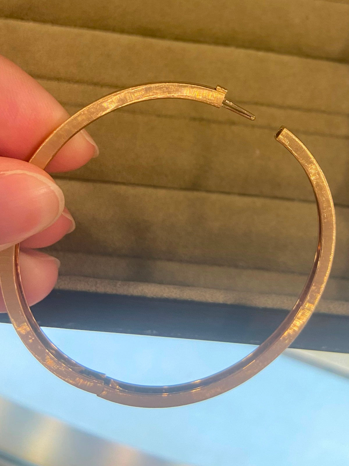 BQLT-JAUBRA015165 3mm light gold bar brushed bracelet