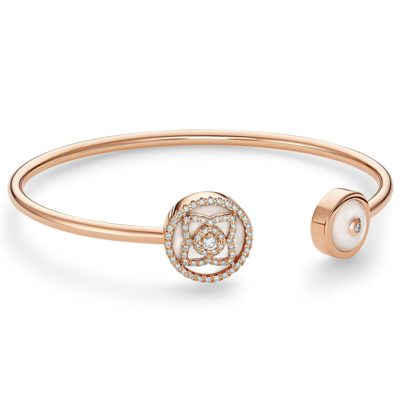 DBES-B102175 Diamond Shell Bracelet Plum Blossom Series
