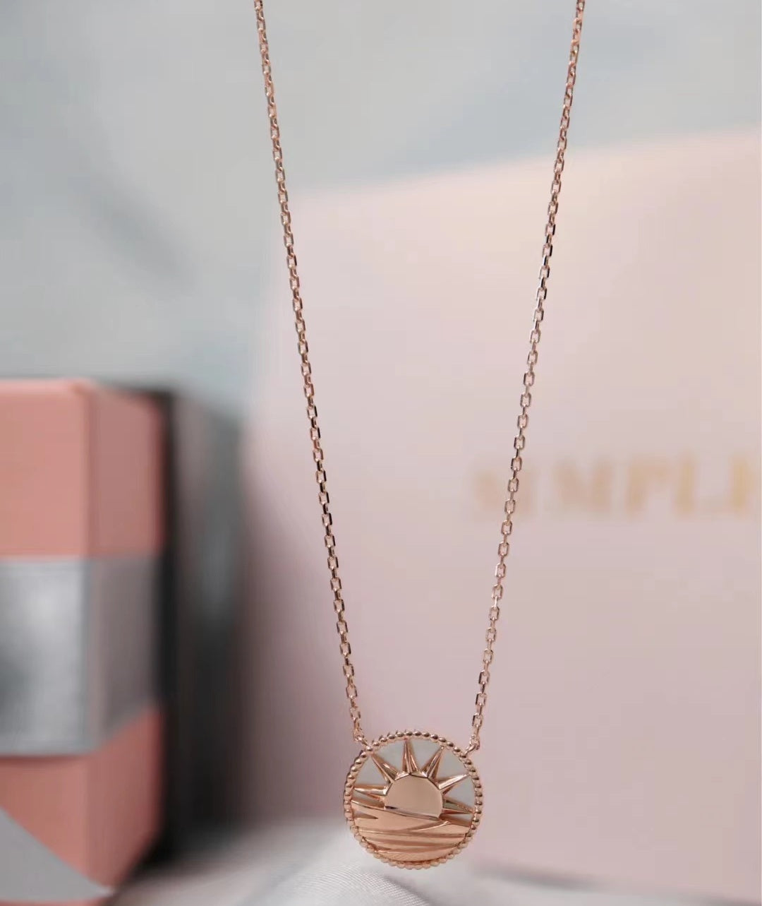 DA-JRDV9063612mm sun bolt pendant necklace