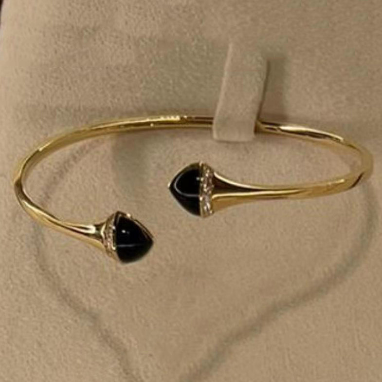MR-CLEO-B74 triangle agate open bracelet