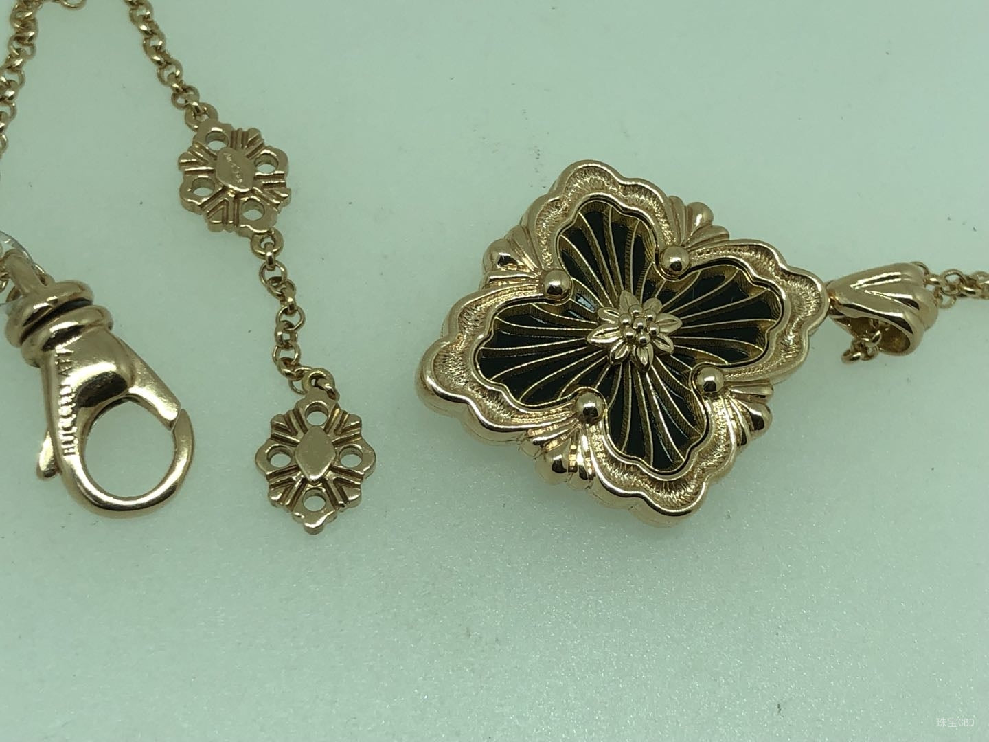 BQLT-gold agate European-style four-leaf clover pendant