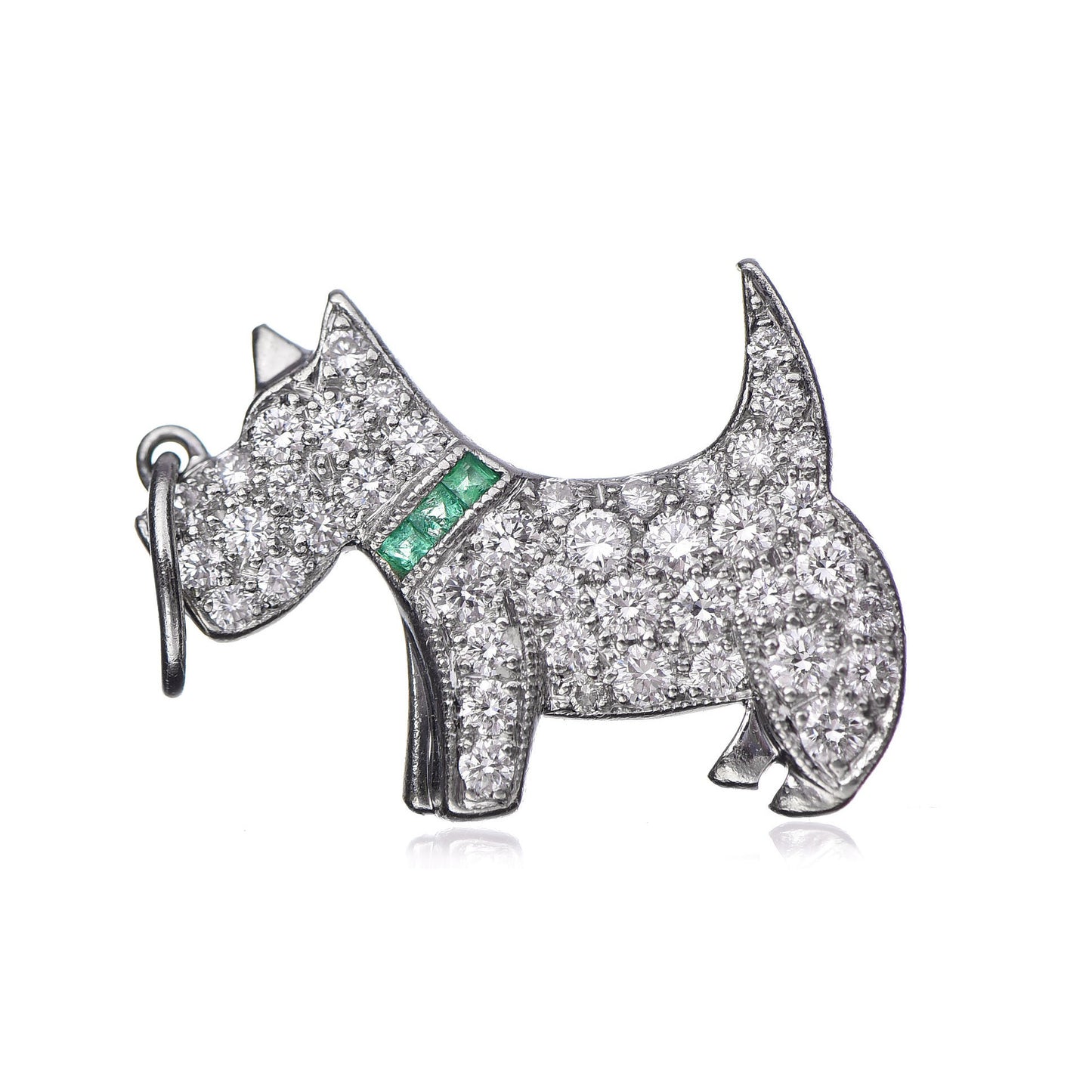 TIF79451427 puppy pendant