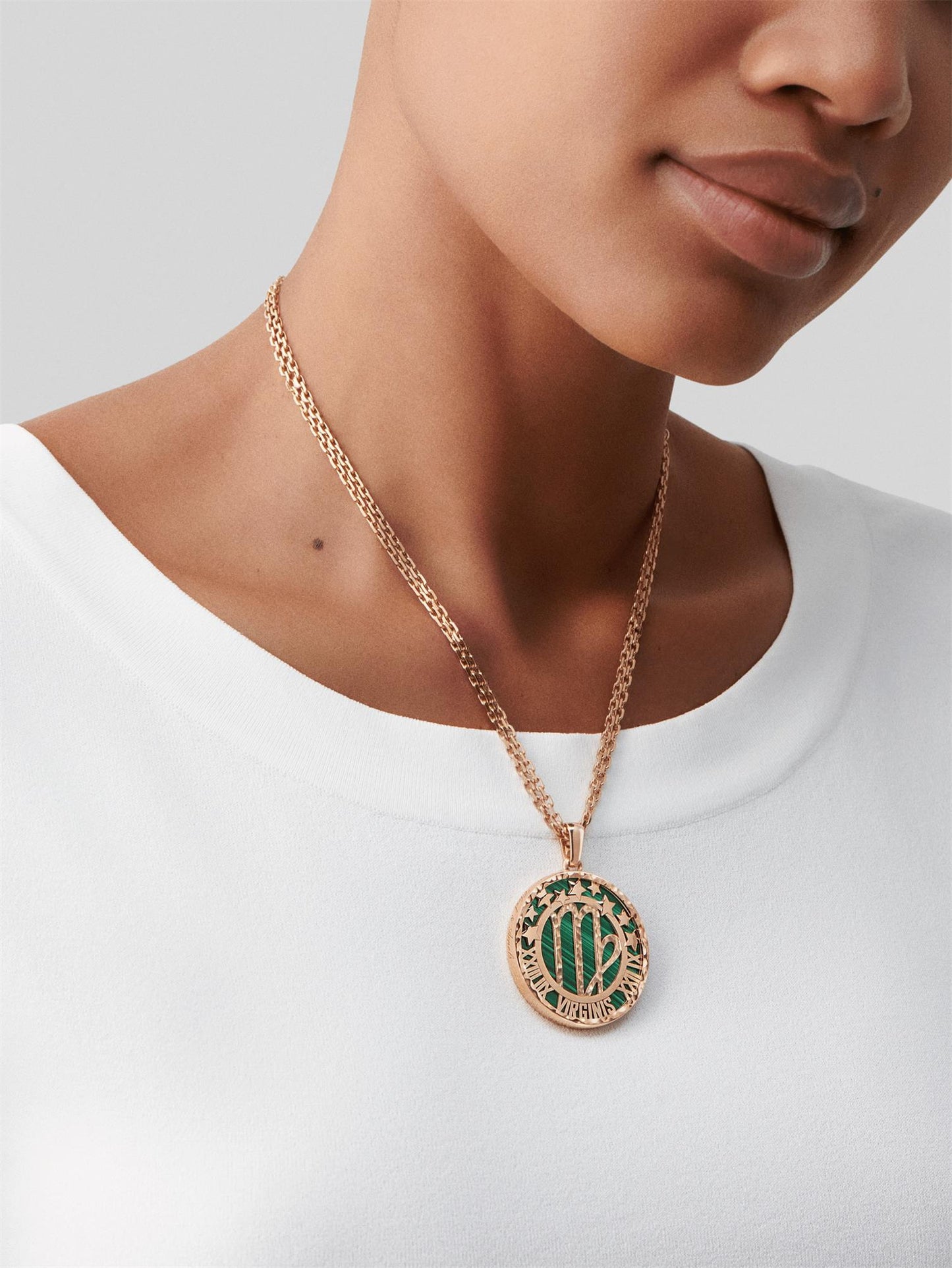 VCARP9RB00 Virgo Constellation Pendant