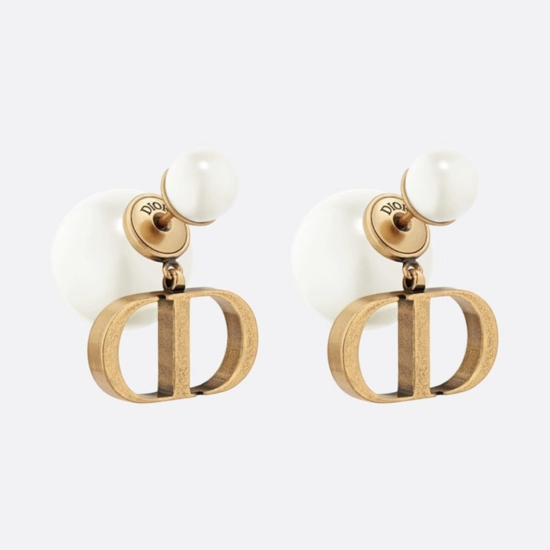 DA-E1293TRIRS light gold letter CD double pearl stud earrings
