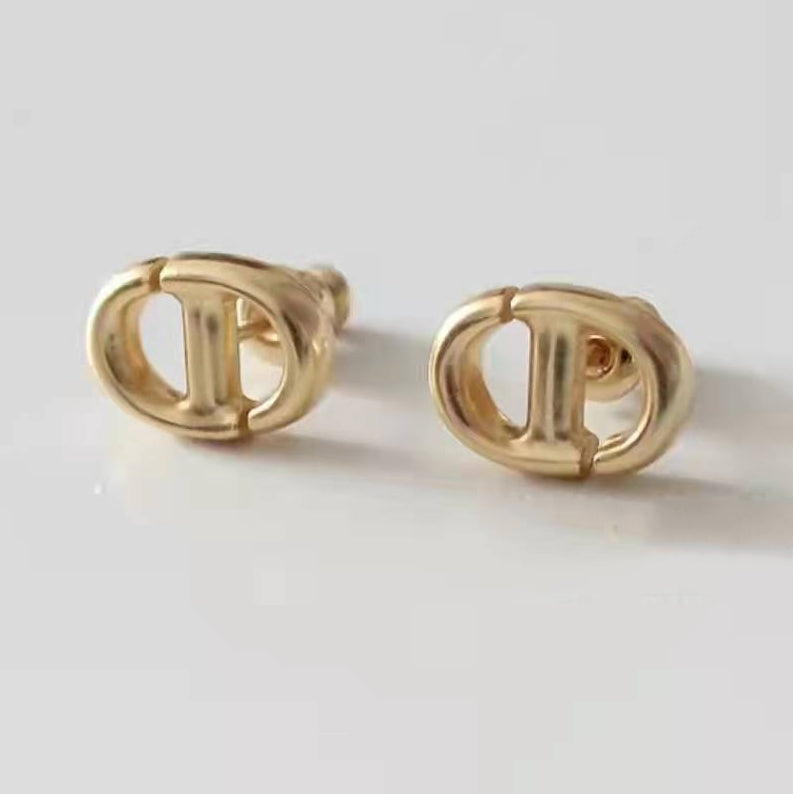 DA-E8726CDLCY letter CD earrings