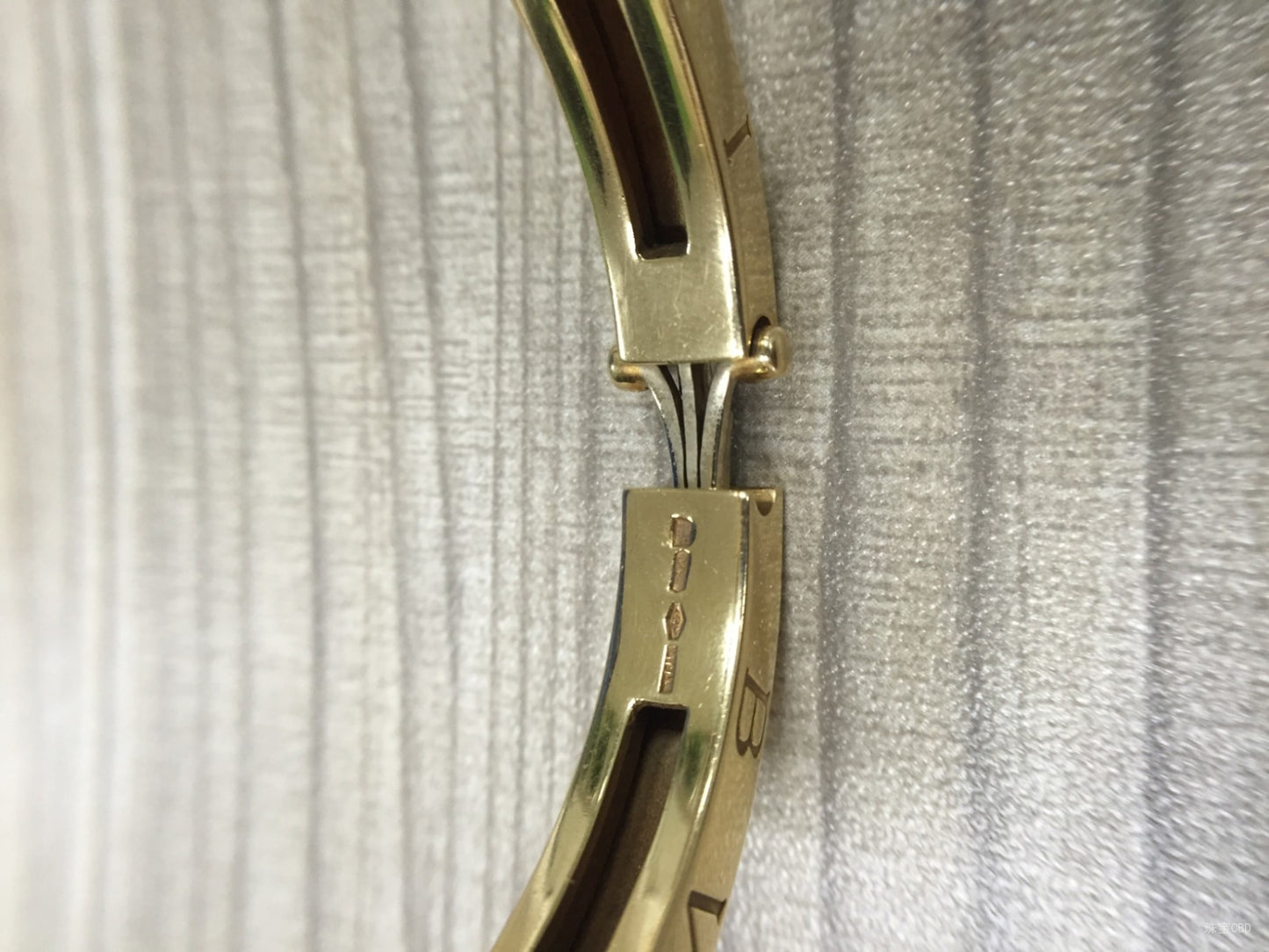 BGLBR856142 guest version Baogai light gold bangle on both sides