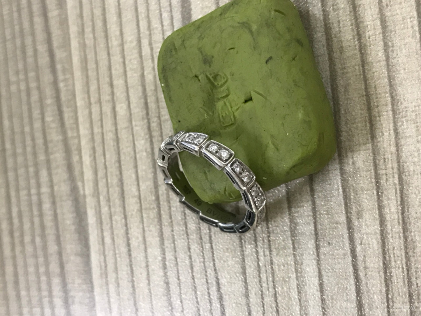 BGL-AN856980窄版满钻蛇身条戒客版