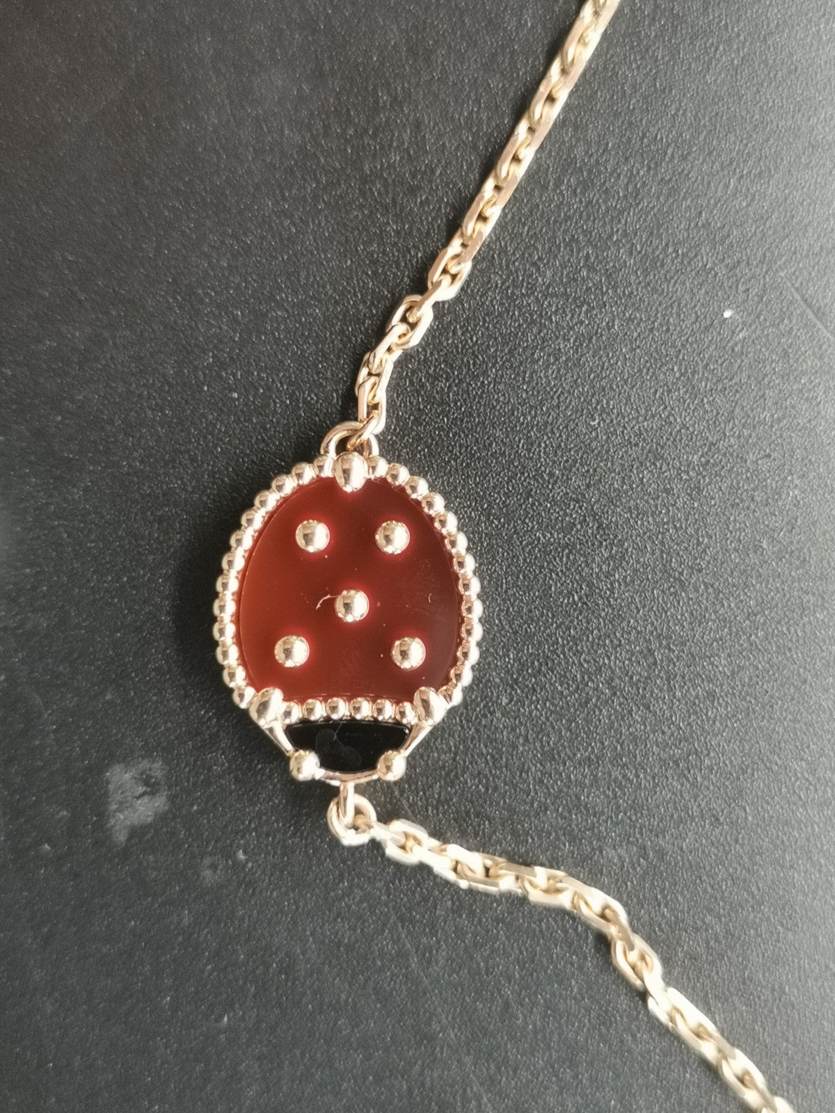 VCARP7R000 guest version beaded ladybug 15mm wing closure bracelet (chain length 170mm)