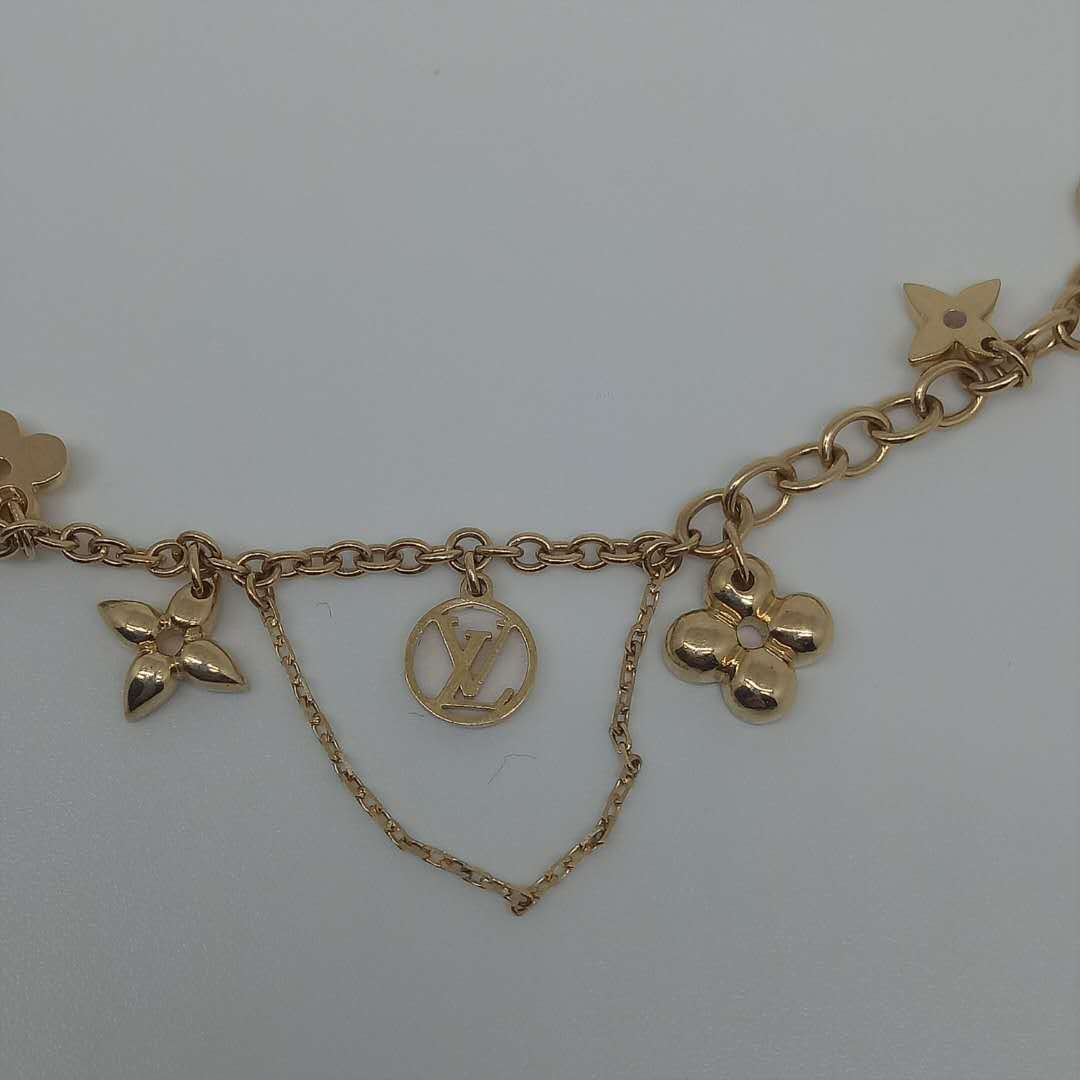 LV-M64858 Plum Blossom Dart Bracelet Customer Version