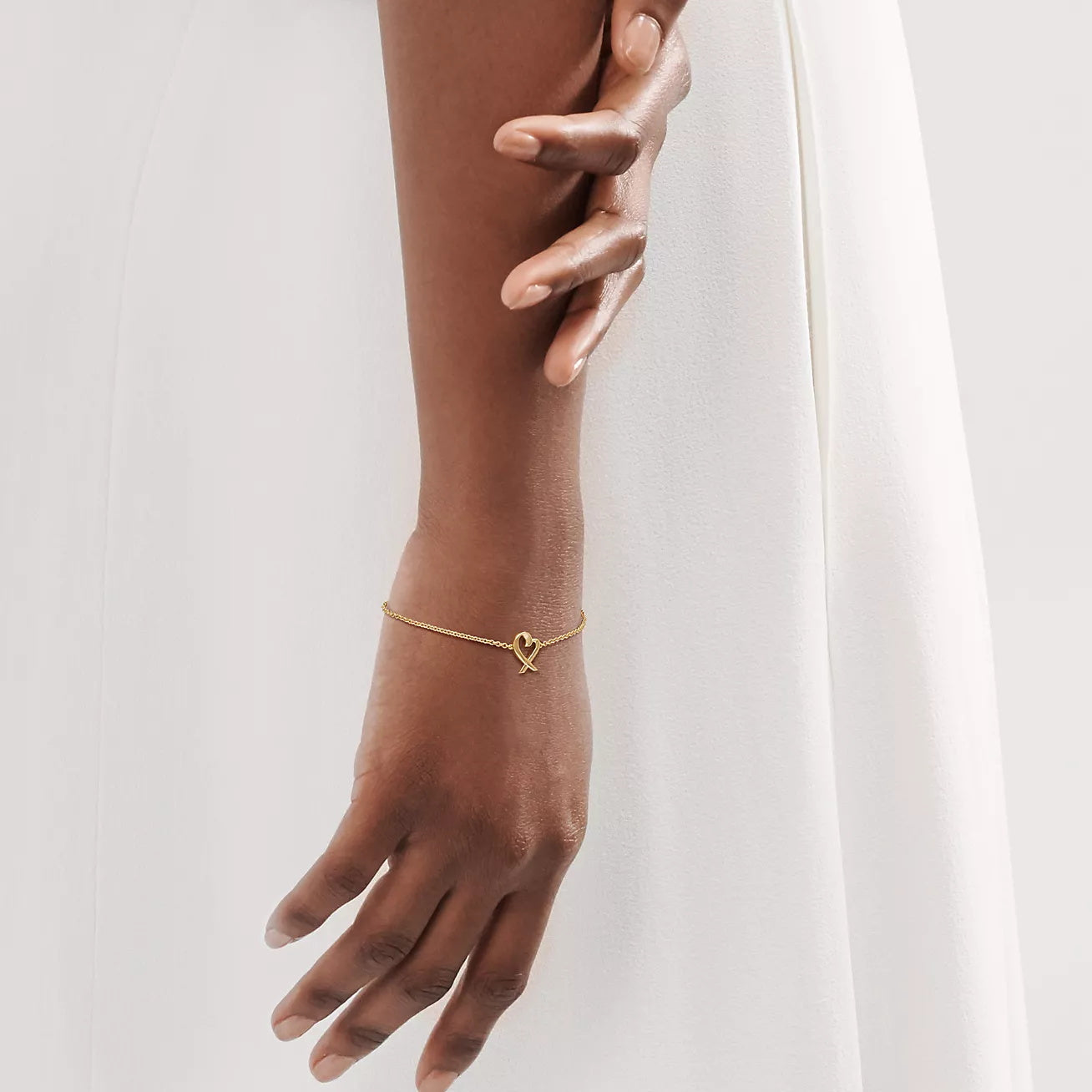 TIF-60148705 cross heart-shaped light gold bracelet