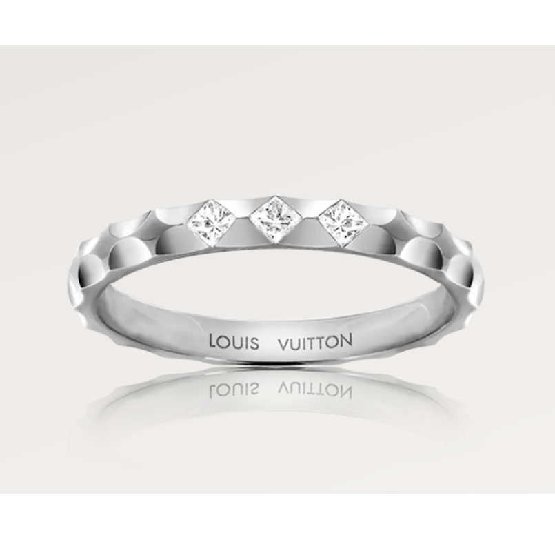 LV-Q9F951 princess 3 diamond diamond bar ring (square diamond 1.7x1.7MM)