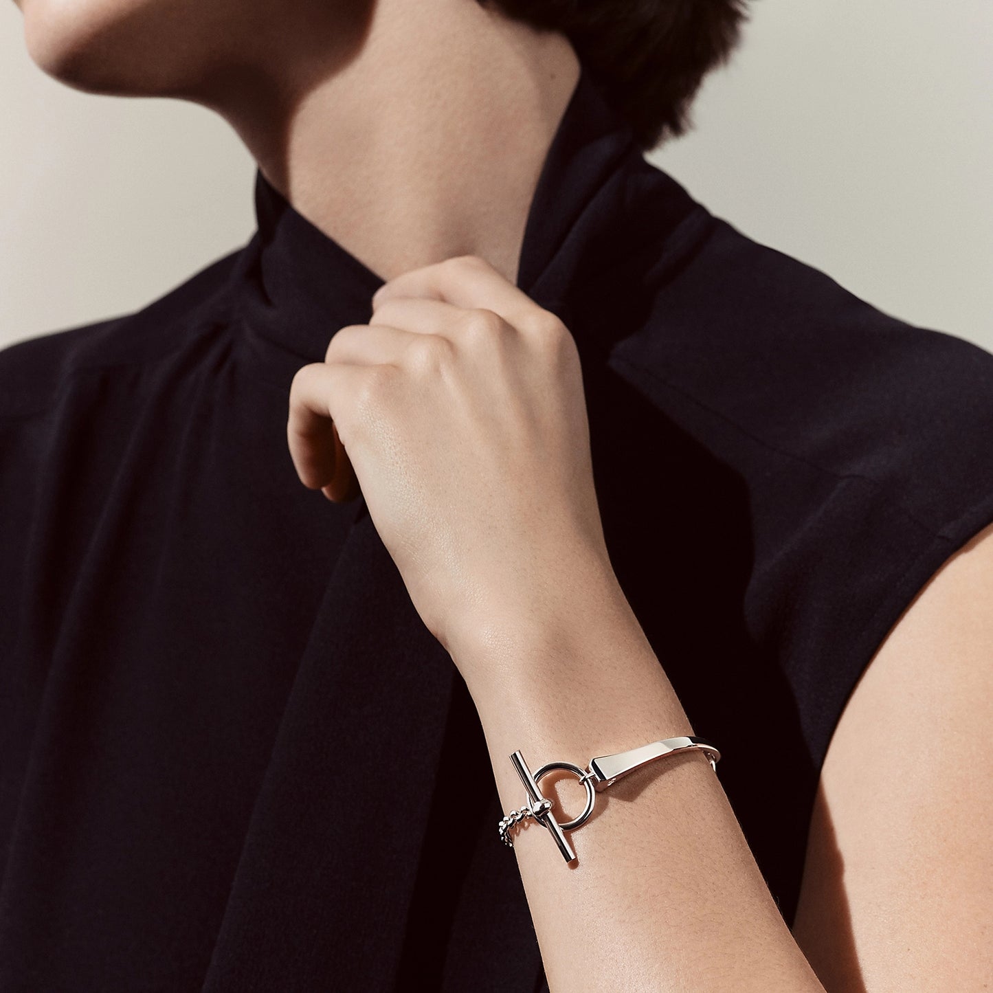 AMS-H122409B light gold forged nail bracelet