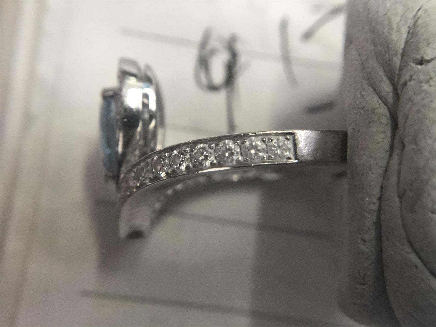 SM-083297-083292皇冠头V形弯臂戒 客版