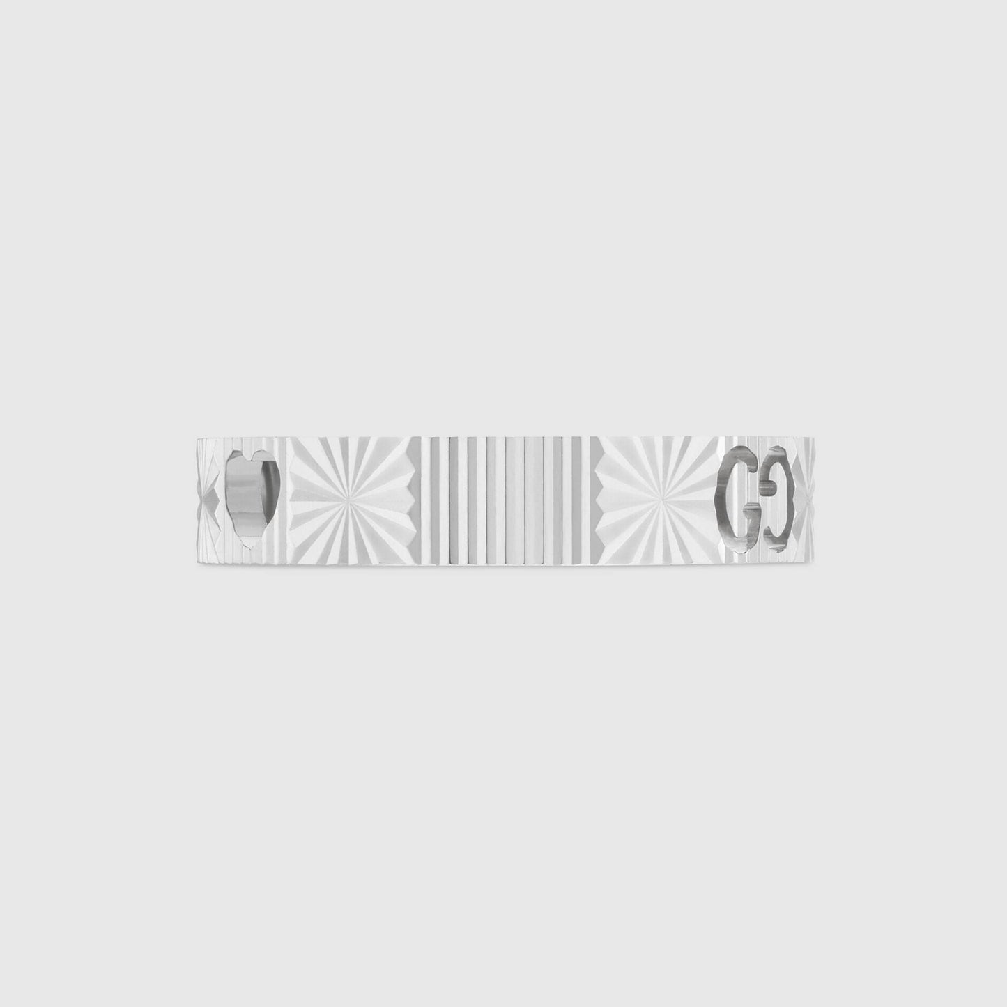 GC-729458 4mm wide hollow GG heart-shaped ring