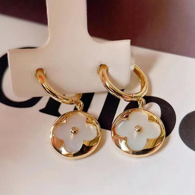 LV-Q96463 agate light gold plum blossom earrings