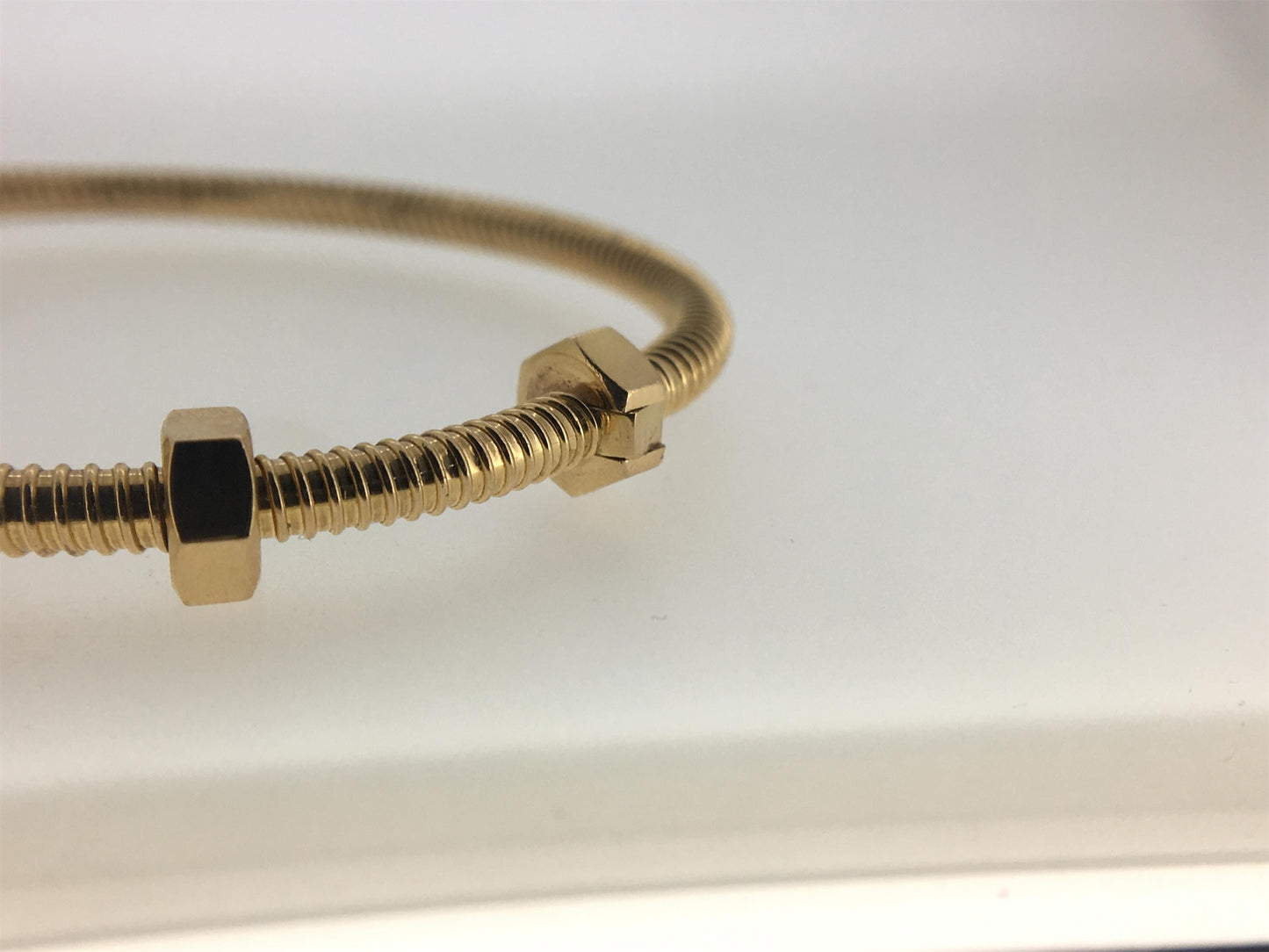 KDY-B6063817 light gold version screw bracelet