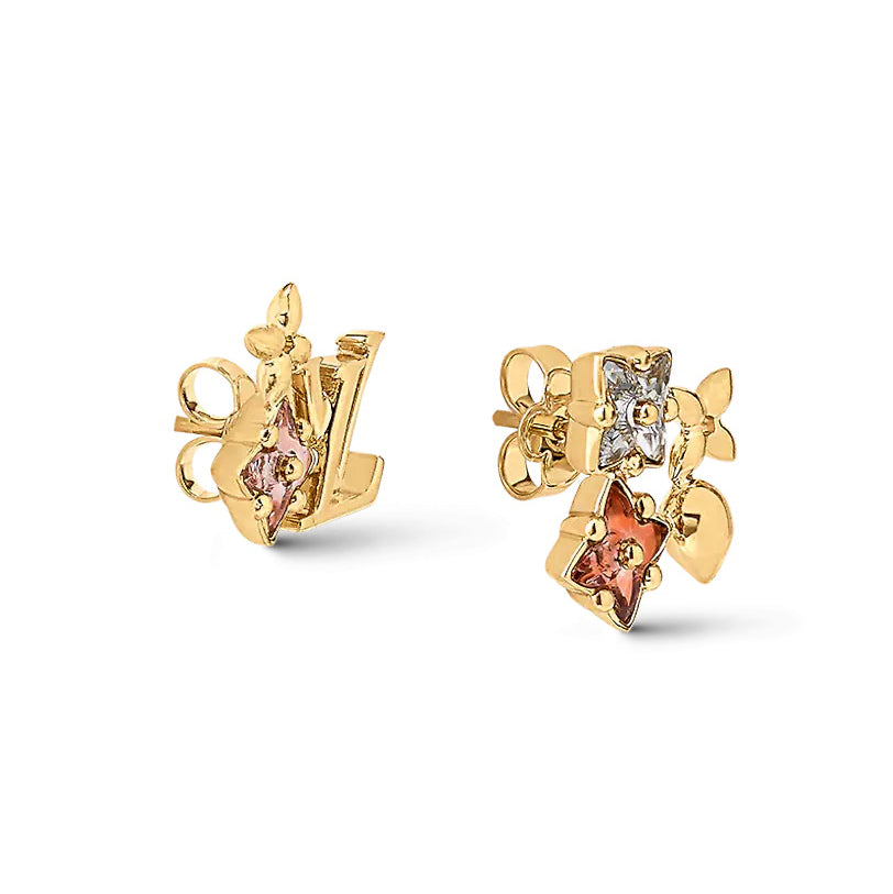 LV-M00786 New Plum Blossom Matching LOGO Stud Earrings