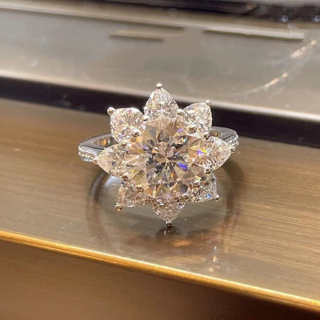 GLF-RGR4136心形钻围石太阳花戒指主石2.8ct