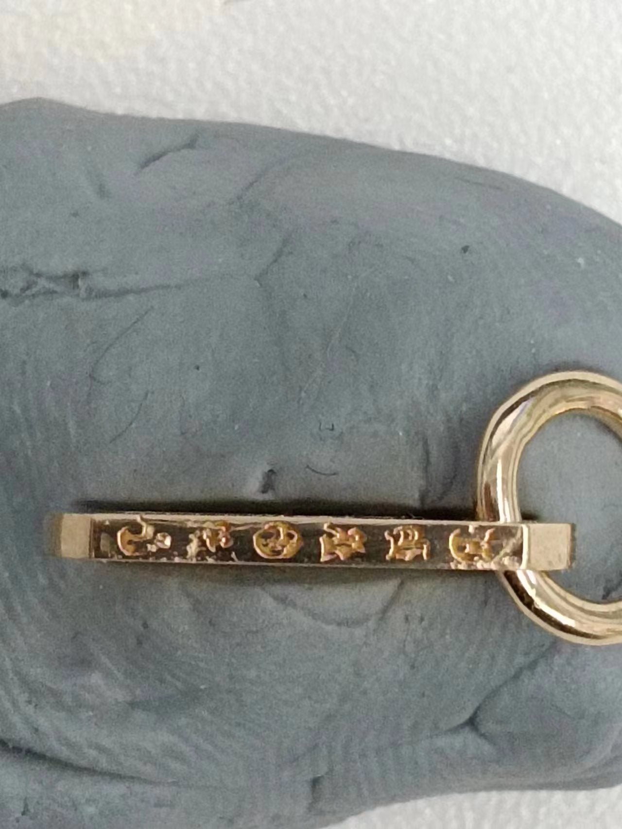 KLX-chdt028 light gold hollow cross pendant customer version