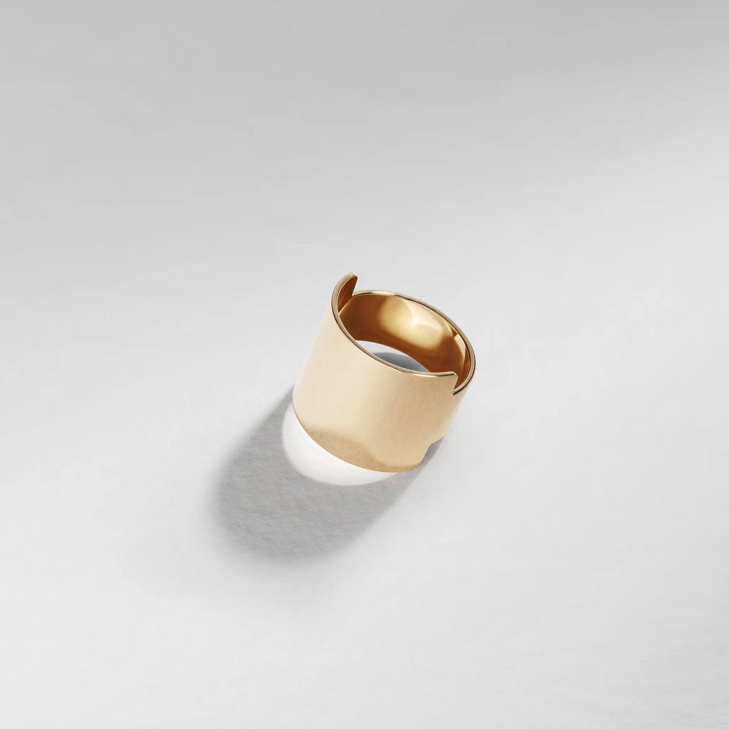 BJ-G34R0500 light gold wide flat arm ring