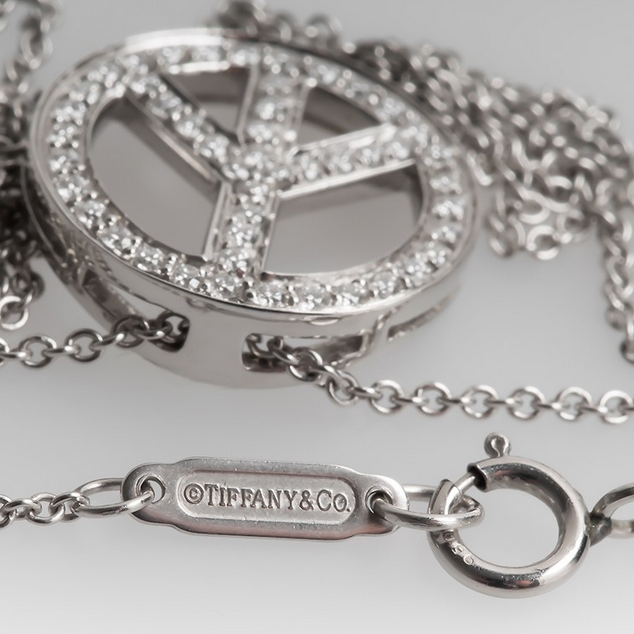 TIF53375646 anti-war chain pendant