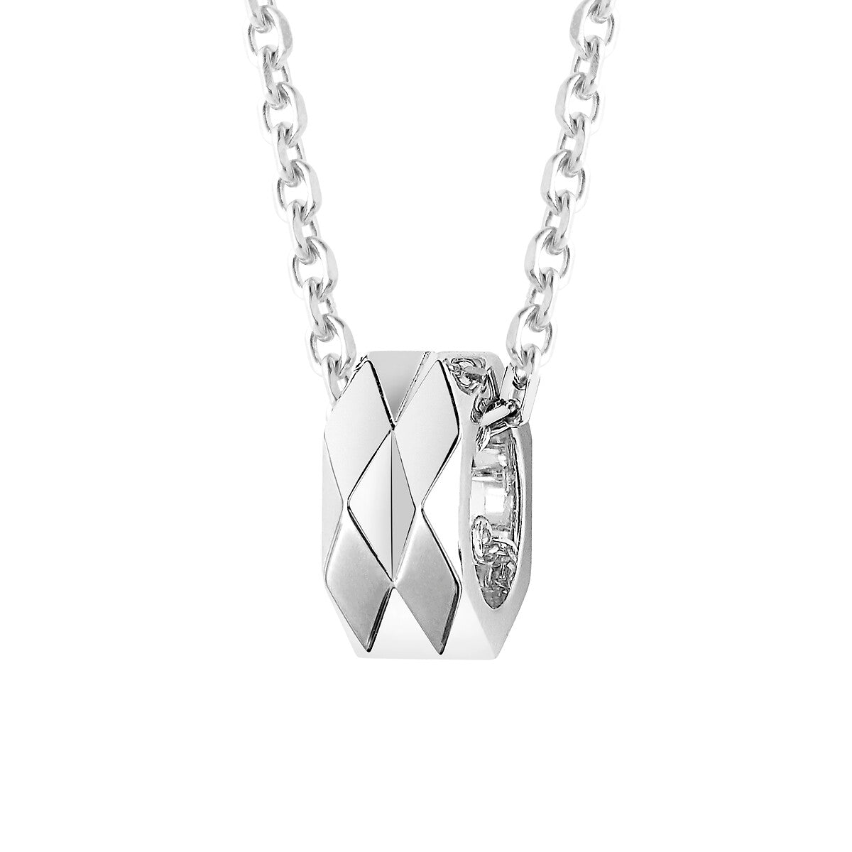 BSL-JPN00676 Triangular Diamond Pendant