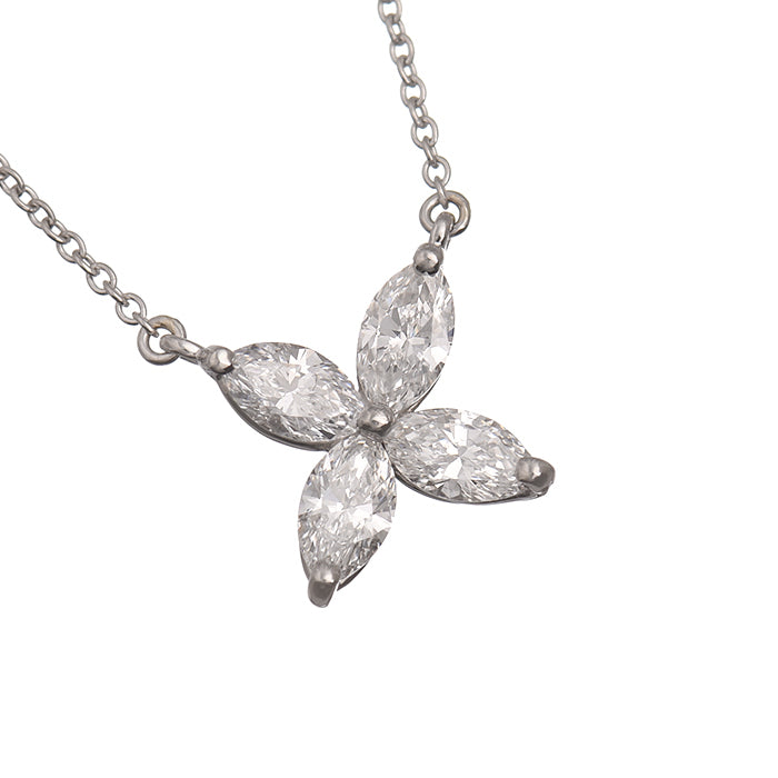 TIF92587228 Four-leaf horse eye bolt chain pendant customer version