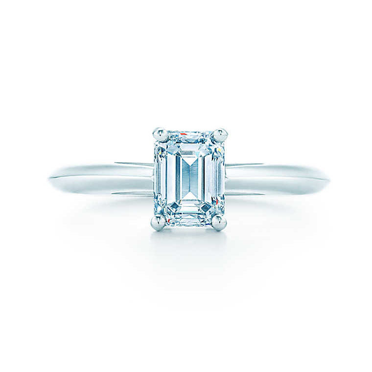 TIF8339749 Crossed Four Claw Square Diamond Ring