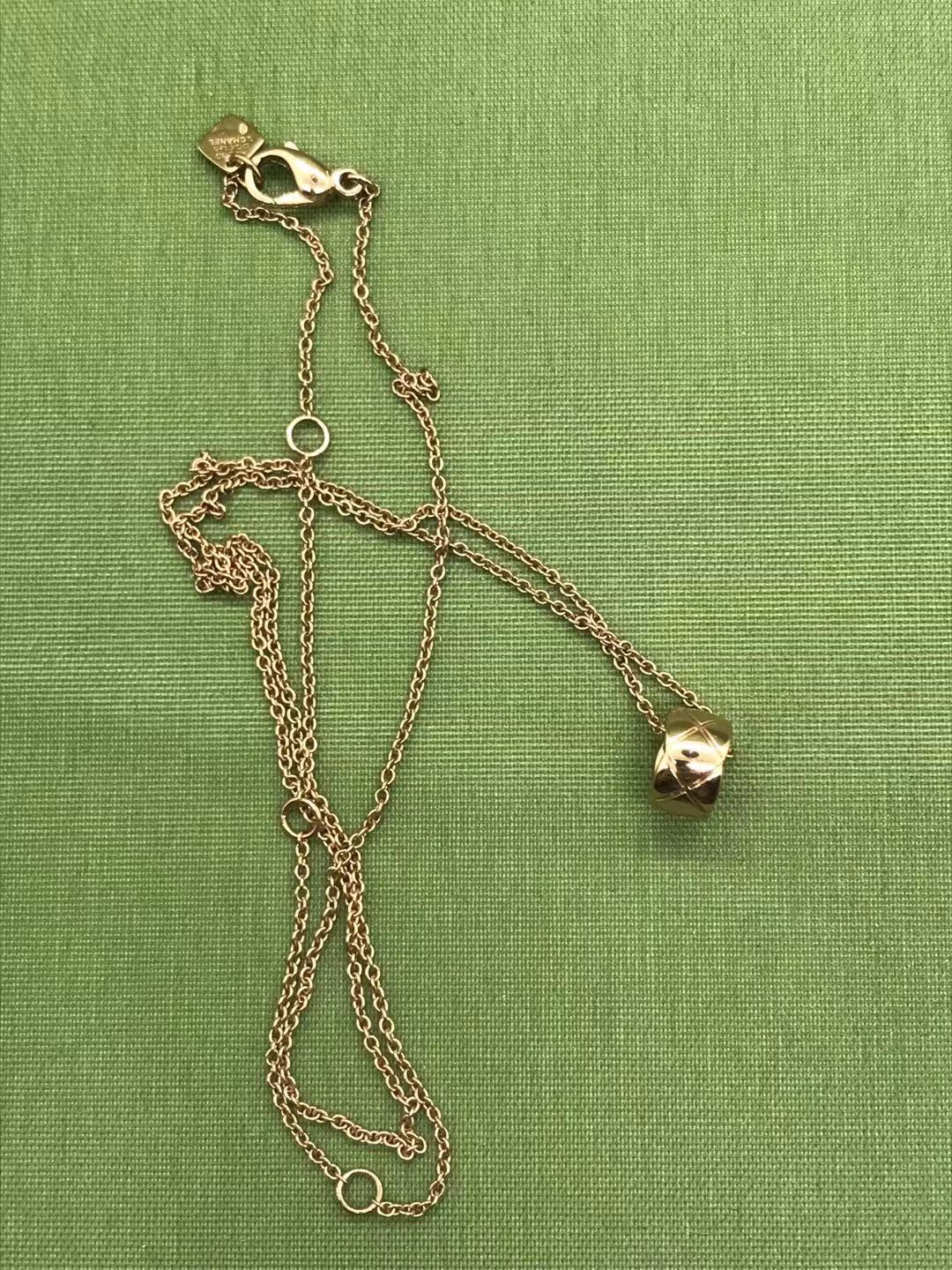 XNE-J12306 light gold x-shaped fork pendant guest version