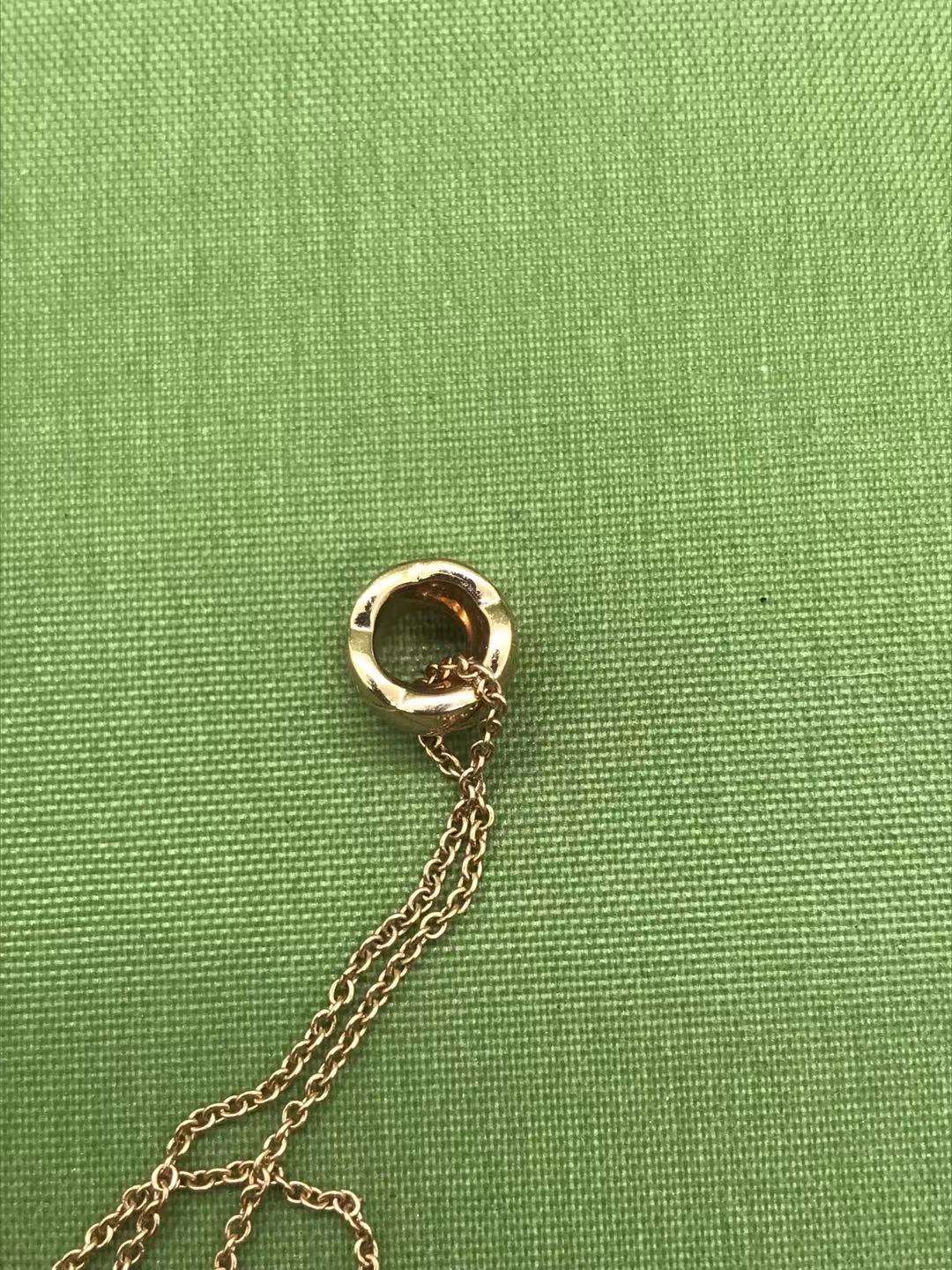 XNE-J12306 light gold x-shaped fork pendant guest version