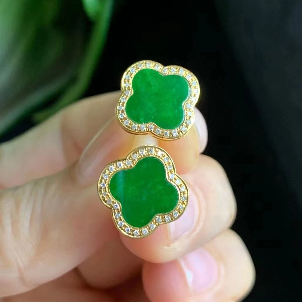 VCA846332 15.8mm平面四叶草镶钻耳环